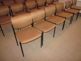 C72425A - Steelcase Player Chairs