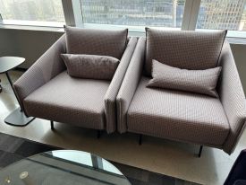 R7689 - Stua Costura Lounge Chair with Ottoman