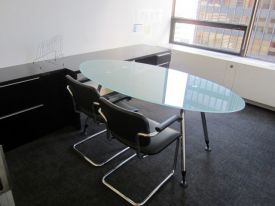 D23249 - Executive Steelcase Desk Sets