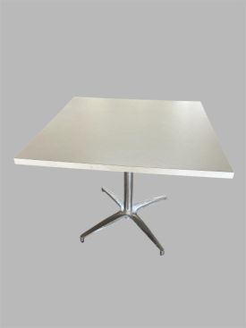 TT23178 - WSI Square Nesting Tables
