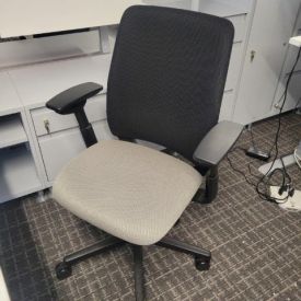 C72029 - Steelcase Amia Office Chairs