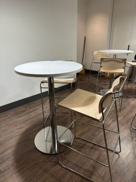 T23383 - 30" Round Cafe Tables