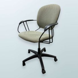 C72037 - Steelcase Uno Chairs