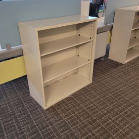 F7479 - Steelcase Bookcase