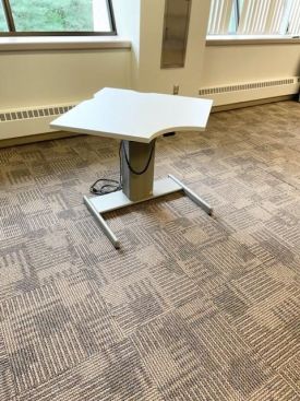D23208 - Steelcase Corner Sit-Stand Desks