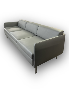 R7694 - Bernhardt Gaia Leather Sofa