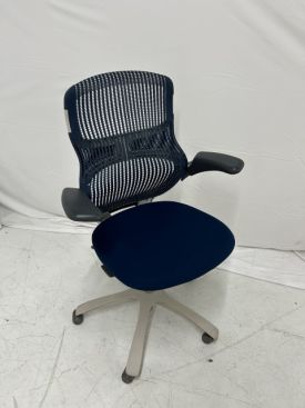 C72012 - Knoll Generation Office Chairs