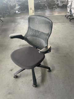 C72878 - Knoll Generation Office Chairs