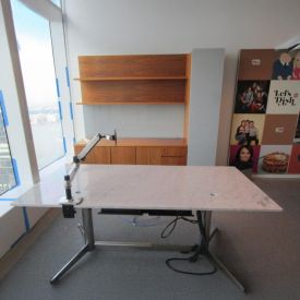 D23350 - Geiger Executive Desk Set