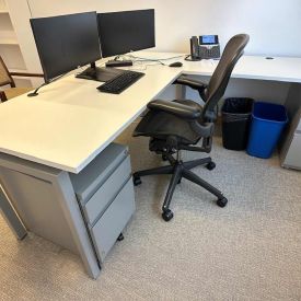 D23373 - Gateway L-Shape Desk Sets