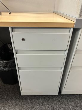 F7438 - Steelcase Option Style Pedestals