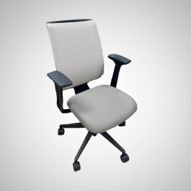C72956 - Steelcase Reply Chairs