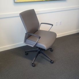 C72054 - Paoli Leather Conference Chairs