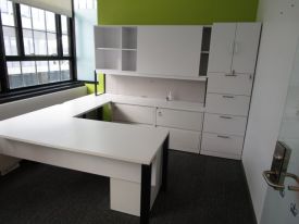 D23376 - Steelcase U-Shape Desk Sets