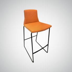 CD7297 - Coalesse Monterra 650 Stools