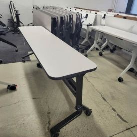 TT23146 - Laminate Training Tables